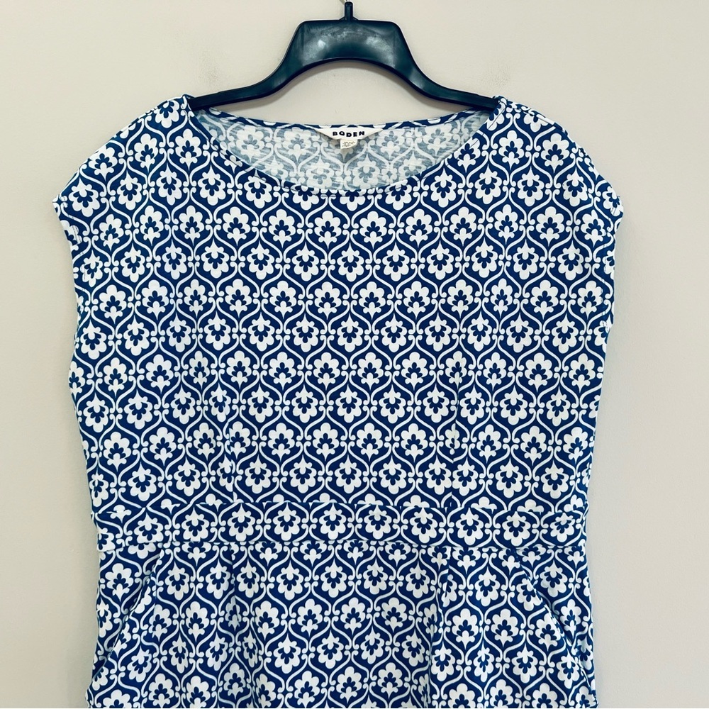 Boden Florrie Jersey Dress in Gallery Blue/Ivy Trellis, size 16-18R - Picture 4 of 9